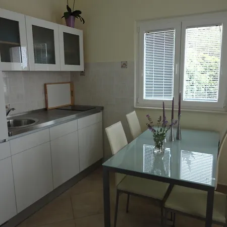 Apartment Lana Tisno